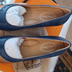Mona Flying wedge shoes size 8